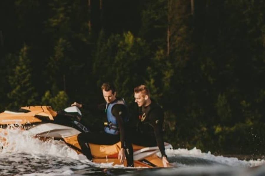 Vancouver Harbour & Howe Sound: Guided Jet Ski Tour