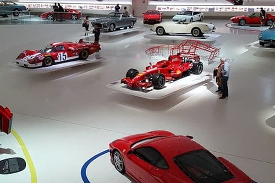 एंज़ो फेरारी म्यूज़ियम्स मोडेना: प्रवेश टिकट, at Enzo Ferrari Museum, Modena