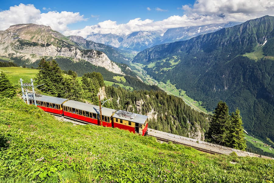 Zürih'ten: Grindelwald, Interlaken & Lauterbrunnen Günübirlik Gezi, Zurich