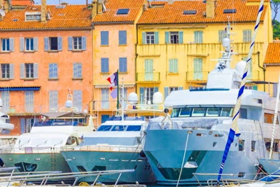 Tour in barca a Ginevra, Cannes