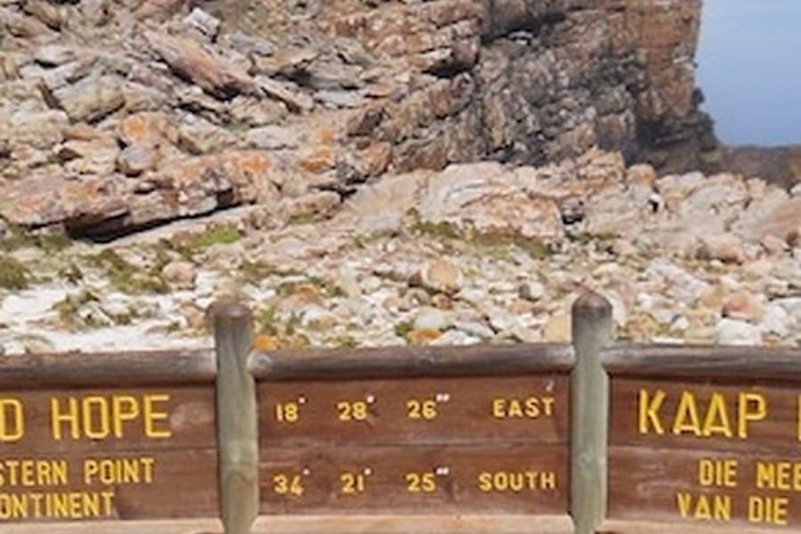 Cape Point & Table Mountain: Small-Group Guided Tour + Transfers