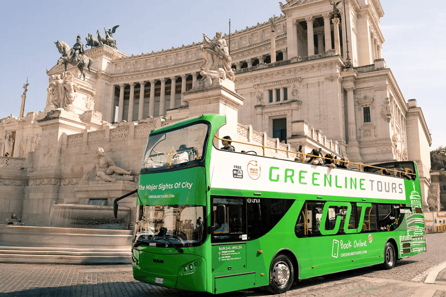 Автобусный тур Green Line Hop On Hop Off в Риме, at Piazza dei cinquecento corner Via Cavour, Rome