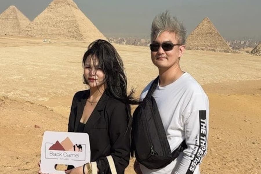 Giza Pyramids, Egyptian Museum & Khan el-Khalili: Day Tour with Lunch, Giza