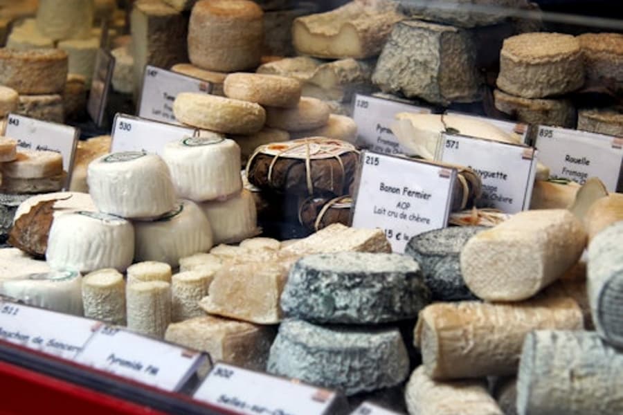 Rue Cler, Boulevard Haussmann & Alma Bridge: Guided Tour + Food Tasting, at Paris Food Tours