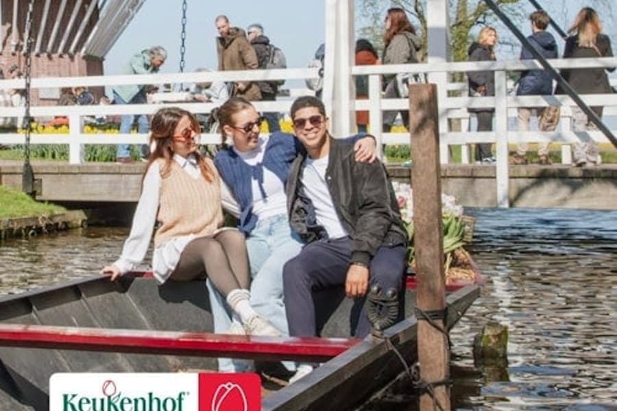 Keukenhof: Autobusový zájezd + Plavba po kanálech + Audio průvodce, Amsterdam