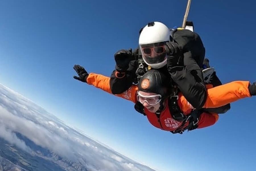 Skydive Wanaka: Até 12.000 pés, at Wanaka Skydive, Wanaka