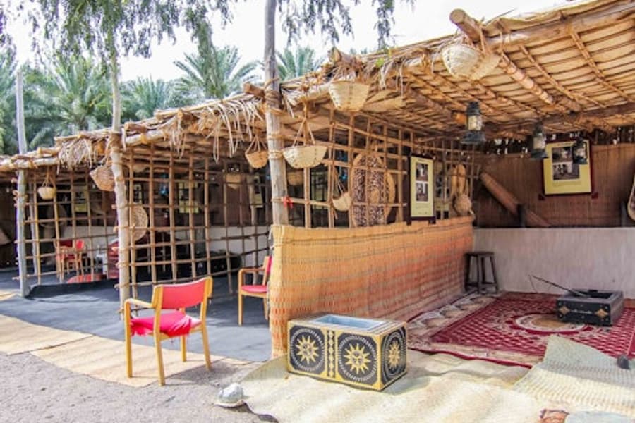 سافاری حتا از دبی: سد، دهکده میراث، باغ عسل و صبحانه, at Dubai Desert Safari, Dubai