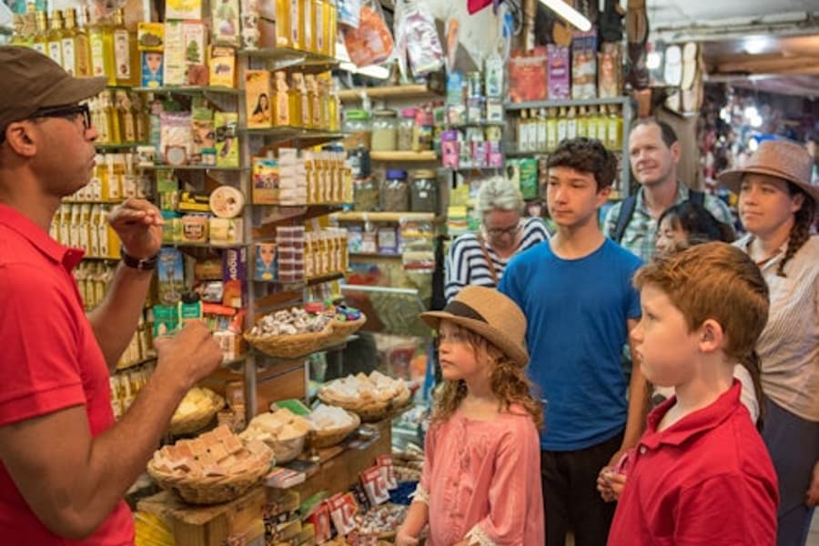Marrakesh: Guidet madtur + middag, at Marrakesh Food & Drinks, Marrakesh