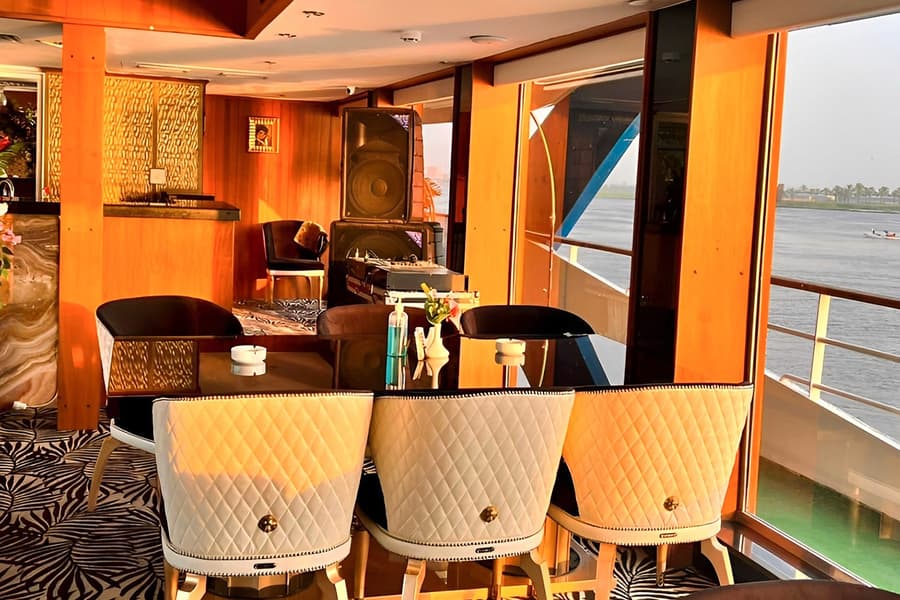 Nile Crystal 4-Star Cairo Dinner Cruise with Live Entertainment, Cairo