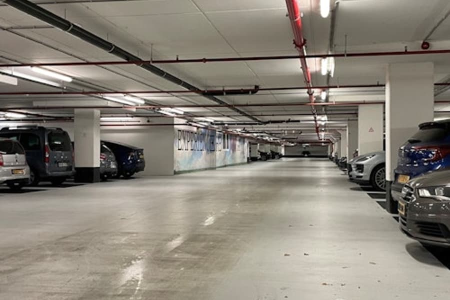 Mobypark Amsterdam: Parking at Leonardo Hotel Rembrandtpark