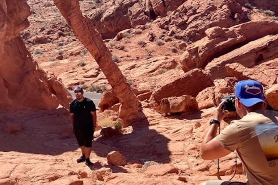 Valley of Fire and Seven Magic Mountains: Day Tour from Las Vegas