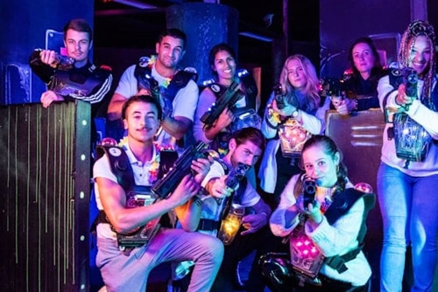 Aloha Amsterdam: Laser Tag, at Aloha Amsterdam