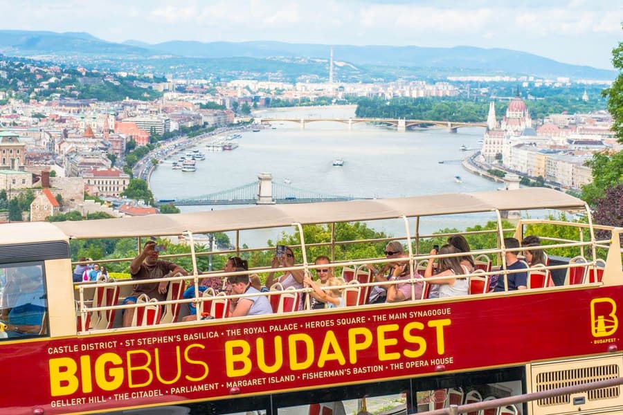 Combo: Budapest Hop-On Hop-Off Bus Tour + Danube River Cruise, Budapest