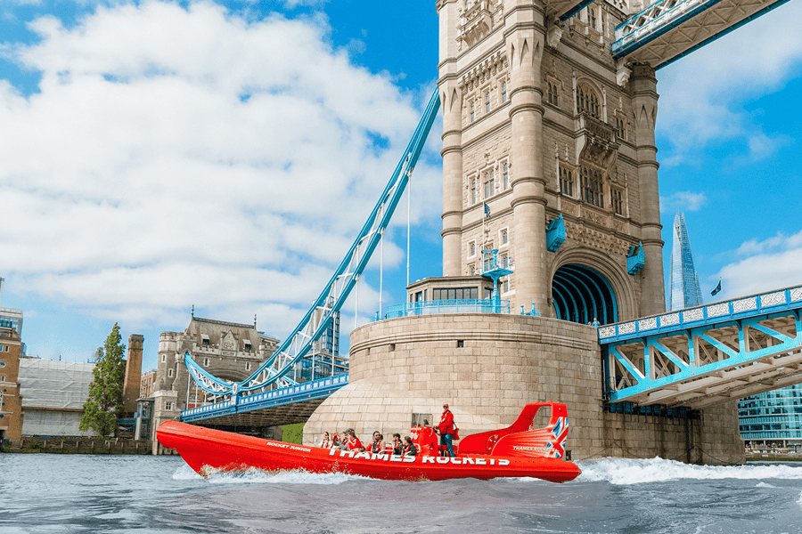 Thames River Speedboat Tour, at Thames Rockets