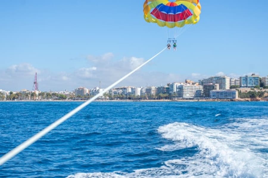 Salou: Svifnökkvi upplifun, at Water Activities in Salou, Salou