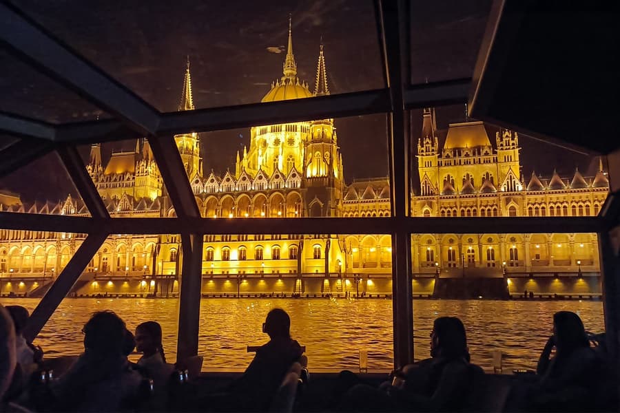 Budapest Danube River Nighttime Sightseeing Cruise, Budapest