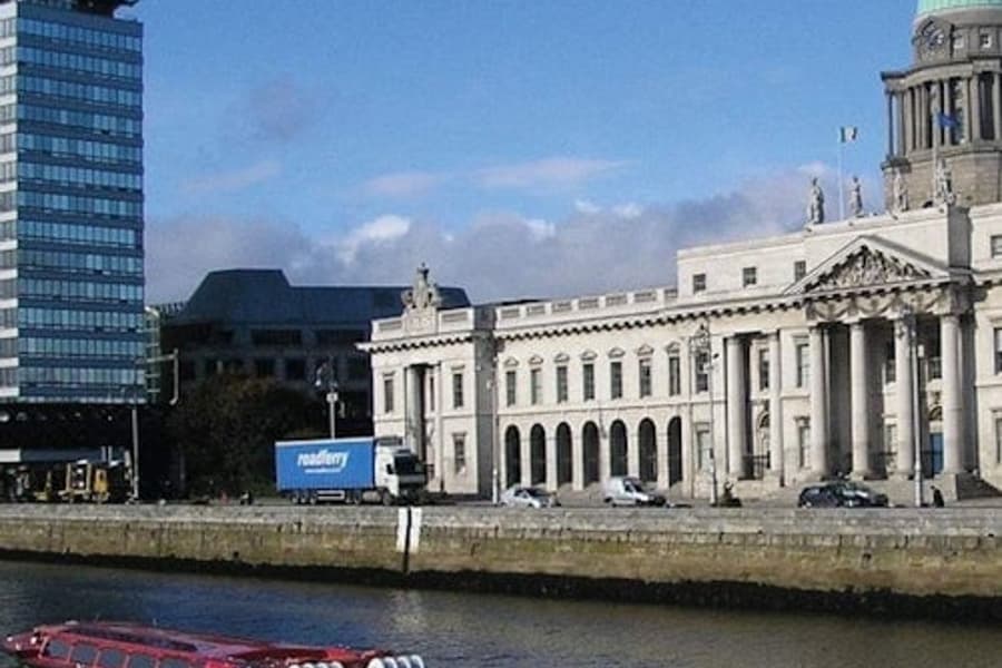 City Sightseeing: Dublin River Cruise