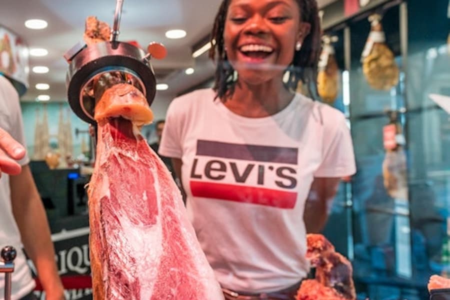 Barcelona: Guided Premium Ham & Wine Tasting Experience tickets