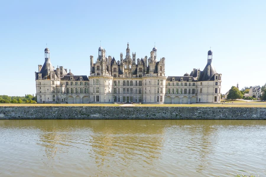 From Tours or Amboise: Chambord E-Bike Guided Tour, Loire Valley