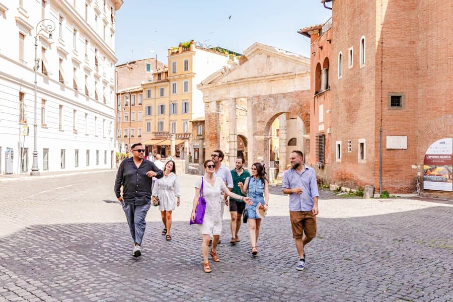 Věčný Řím Food Tour: Židovské ghetto, Campo de’ Fiori a Trastevere, at Campo de' Fiori, 00186 Roma RM, Italy, Rome