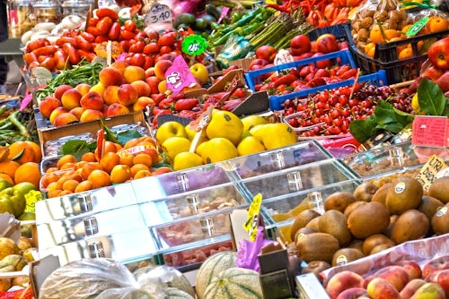 Bologna: Market Tasting Tour + Audio Guide, Bologna
