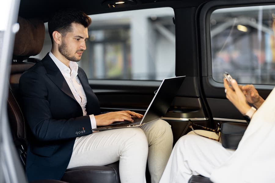 London: Private Transfer To/From Heathrow Airport and Hotel, at Heathrow Airport Transfers