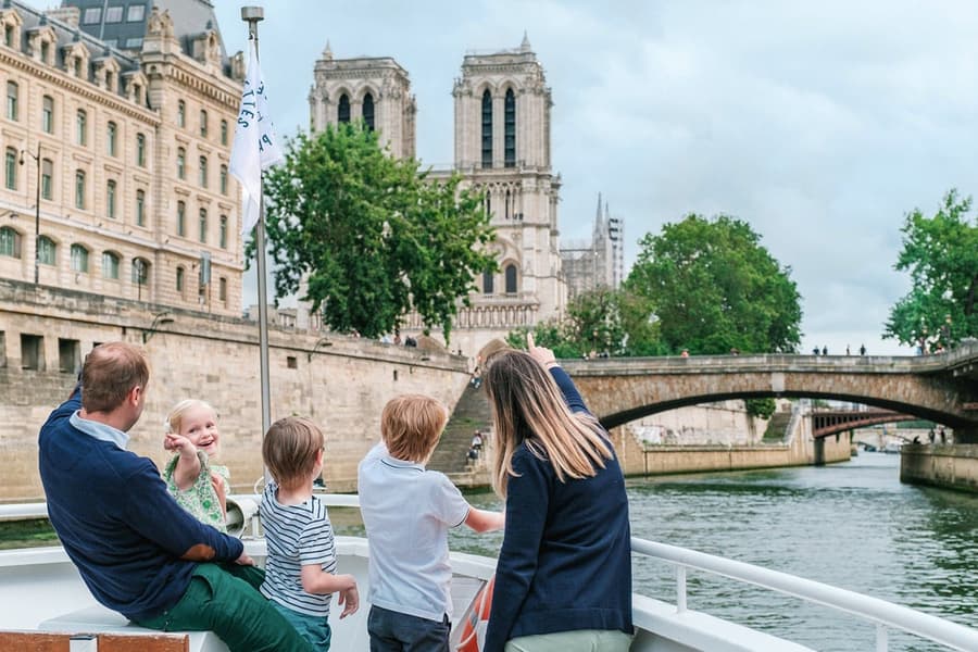 From Disneyland®: Paris Sightseeing Tour with Seine River Cruise, Paris