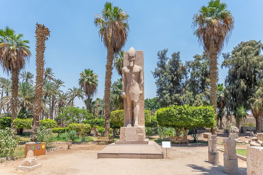 From Cairo: Full-Day Guided Tour of Giza Pyramids, Sphinx, Saqqara & Memphis with Lunch & Hotel Transfers
, Cairo