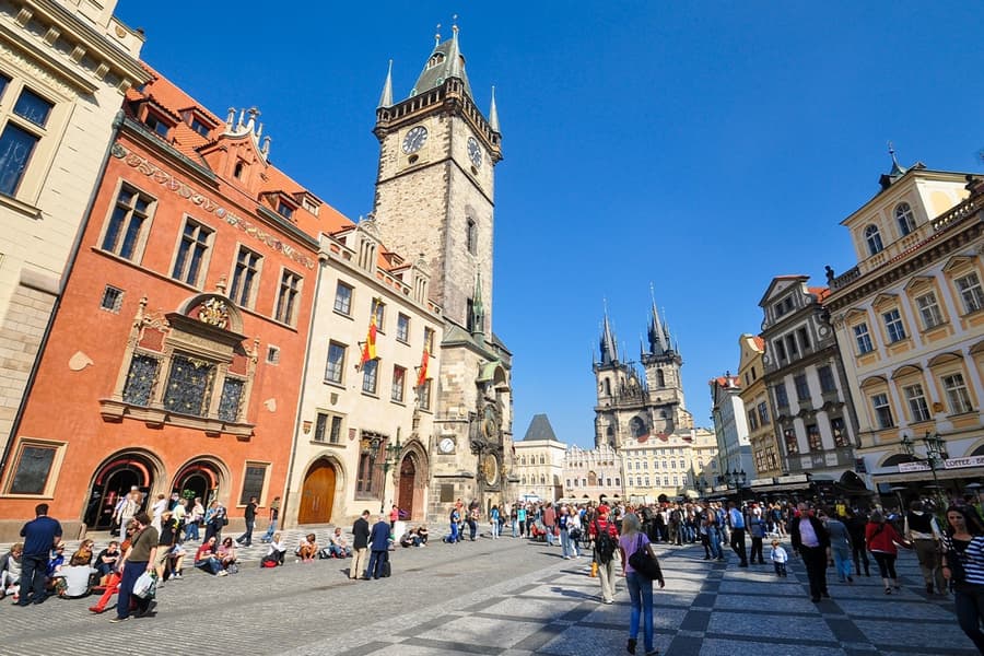 Prága legjava: Városnézés hajóval, busszal és gyalog, Prague