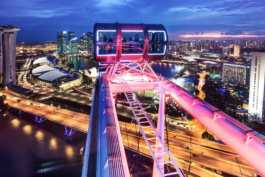 Singapore Flyer VIP Experience with Champagne or Singapore Sling, at Singapore Flyer