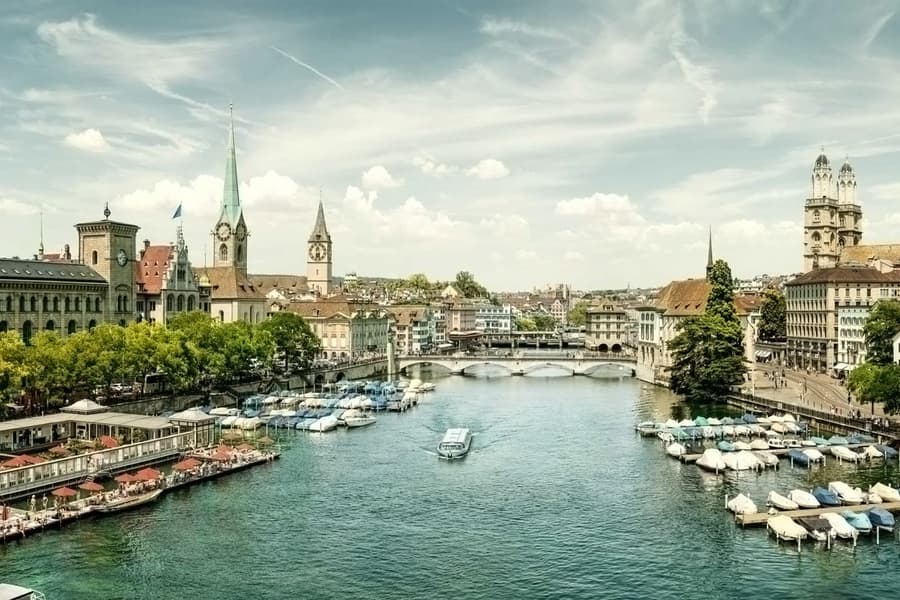 Lindt Çikolata Evi ve Şehir Turu Gezisi ile Zürih Yarım Günlük Tur, Zurich