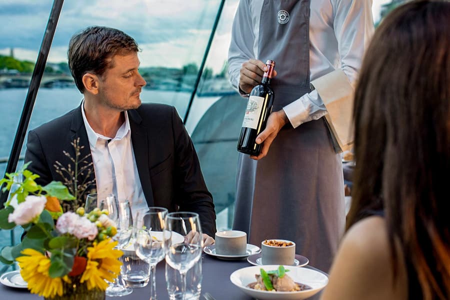 Bateaux Parisiens Seine River Early Evening Dinner Cruise with Gourmet Menu, at Bateaux Parisiens