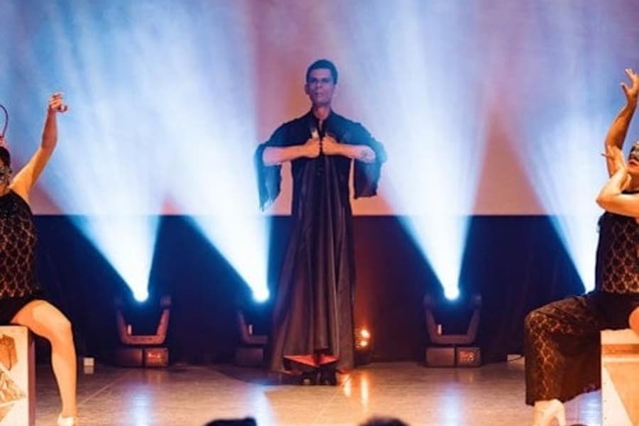 Puerto de la Cruz: การแสดงฟลามิงโก ปาซิออน, at Dance Shows in Tenerife, Puerto De La Cruz