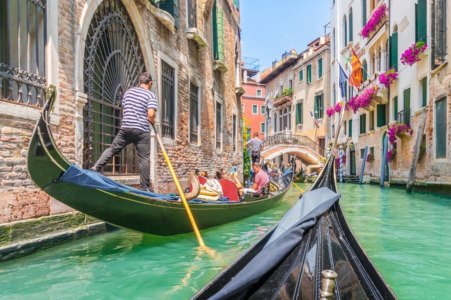 Visita Guiada à Basílica de São Marcos com Passeio de Gôndola, at St. Mark's Basilica, Piazza San Marco, 328, Venice