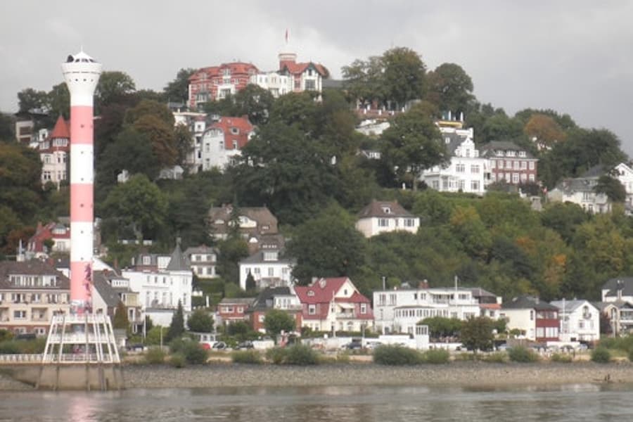 Hamburg: Blankenese District Guided Tour