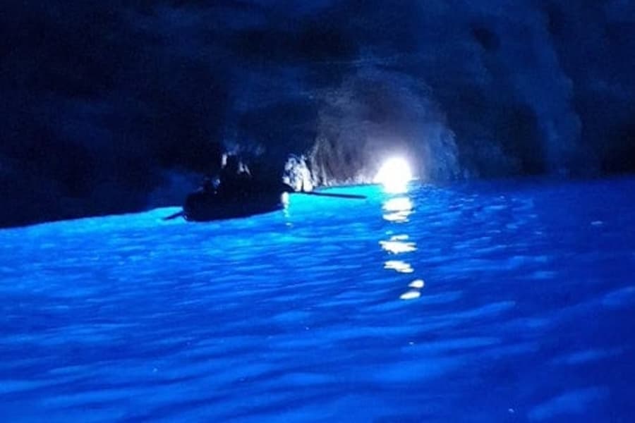 カプリとアナカプリ：ソレント発 往復水中翼船 + ボートツアー, Capri