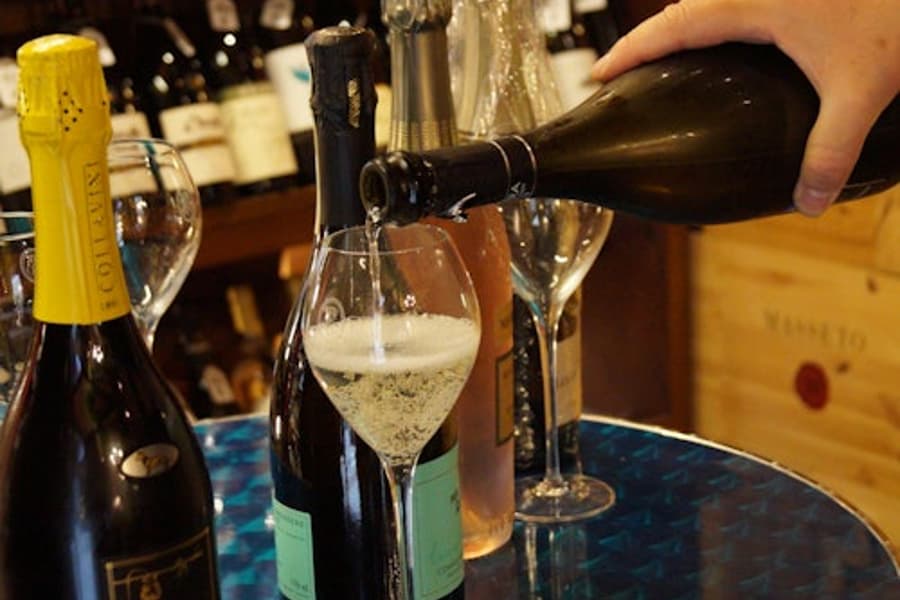 Sparkling Wine & Food Experience, at Venice Wine Tours
