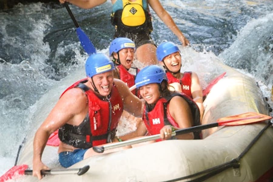 Ilog Cetina: Pag-rafting at Pag-talón sa Bangin, Omis
