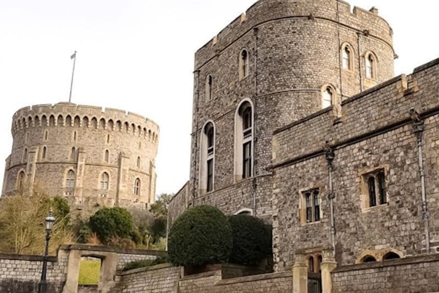 Windsor Castle: Half Day Trip from Earl's Court London tickets at Windsor Castle Day Trips from London