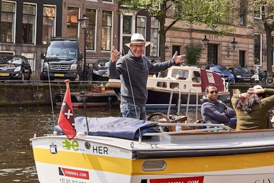 Amsterdam: Open Boat Tour, at Amsterdam Canal Cruises, Amsterdam