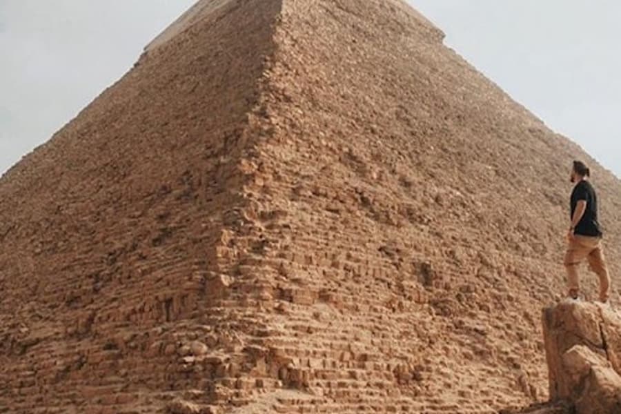 Giza Pyramids & Sphinx: Entry Ticket + Roundtrip Transport, Giza