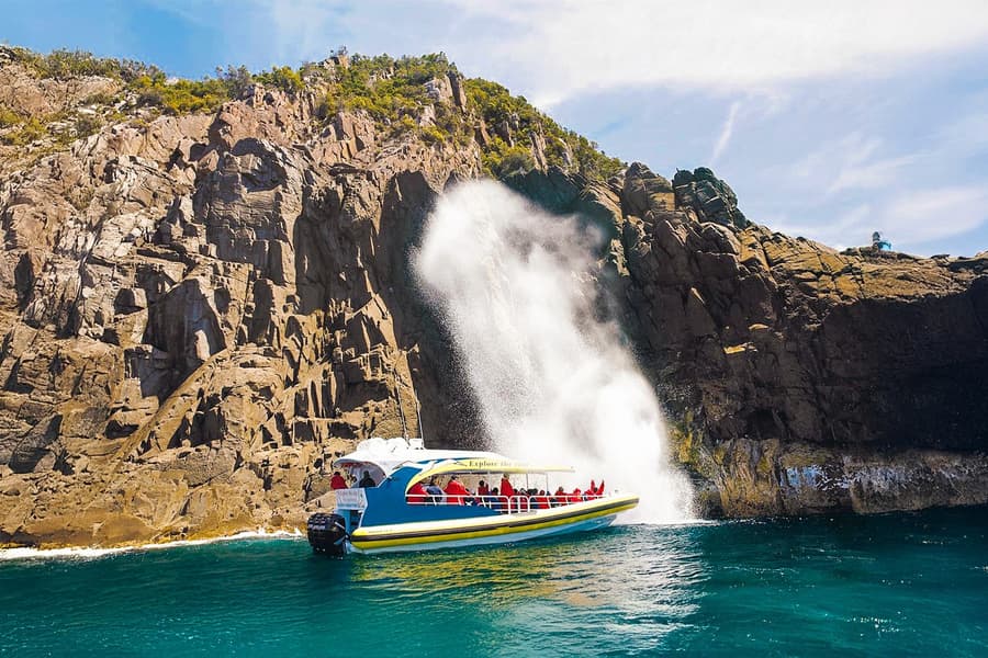 Bruny Island Wilderness Cruise, Hobart