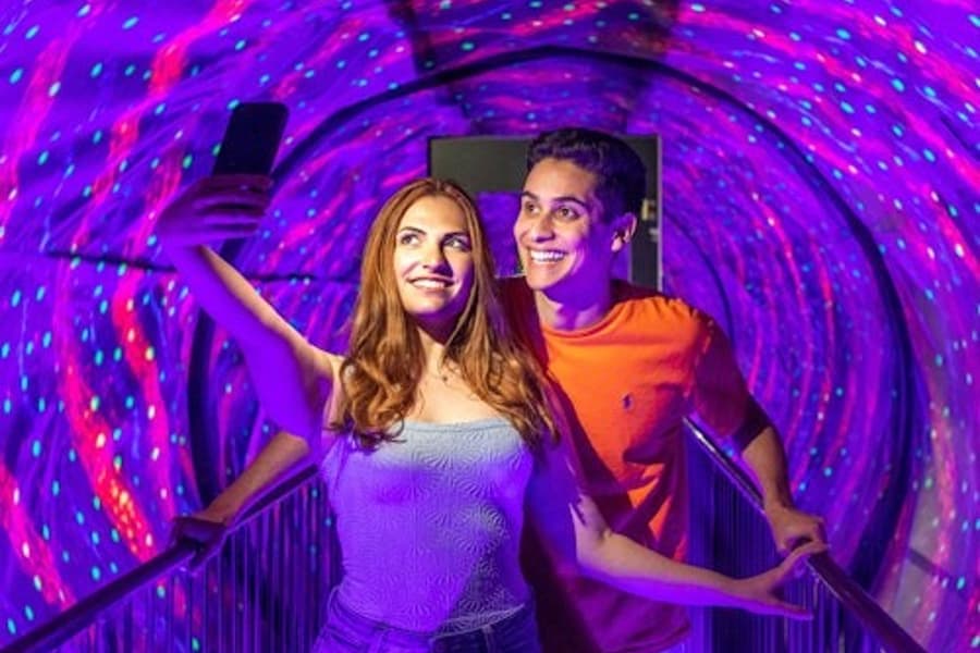 Vé vào cửa Bảo tàng Ảo giác Philadelphia, at Museum of Illusions Philadelphia, Philadelphia