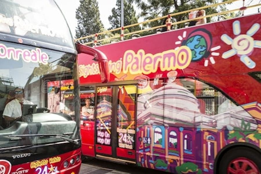 ہاپ آن ہاپ آف بس شارجہ, Palermo