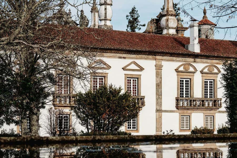 Mateus Palace: Guided Tour + Wine Tasting, at Day Trips from Porto