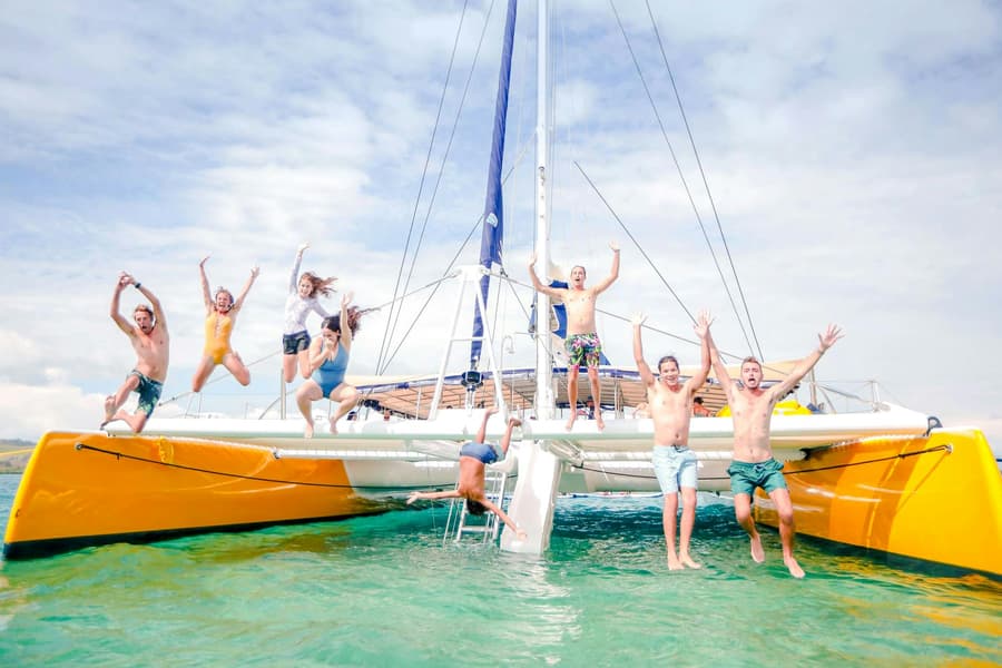 Full-Day South Sea Sailing Adventure with Lunch, Drinks & Hotel Transfers, Denarau Island