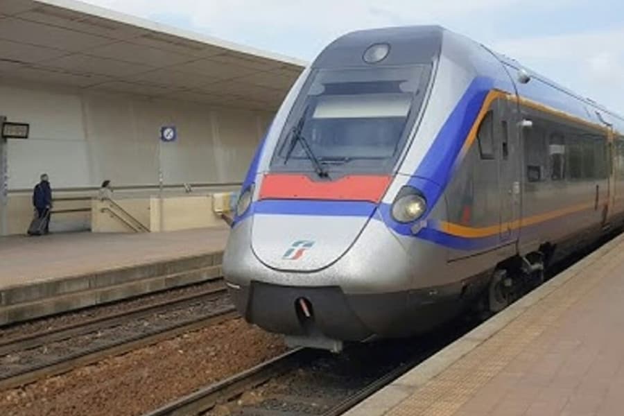 Cagliari: One-Way Train Transfer from Cagliari Station to Elmas Airport, Cagliari