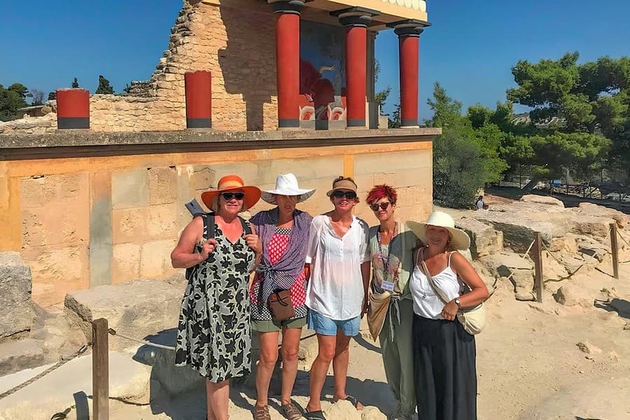 Knossos Palace Small Group Guided Tour with Entry Tickets, Heraklion