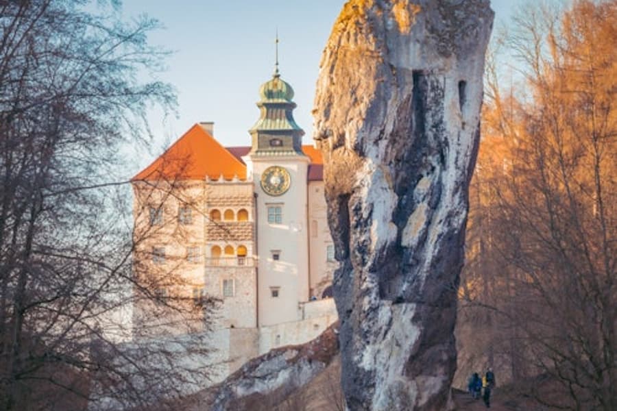 From Kraków: Ojców National Park and Pieskowa Skała Castle