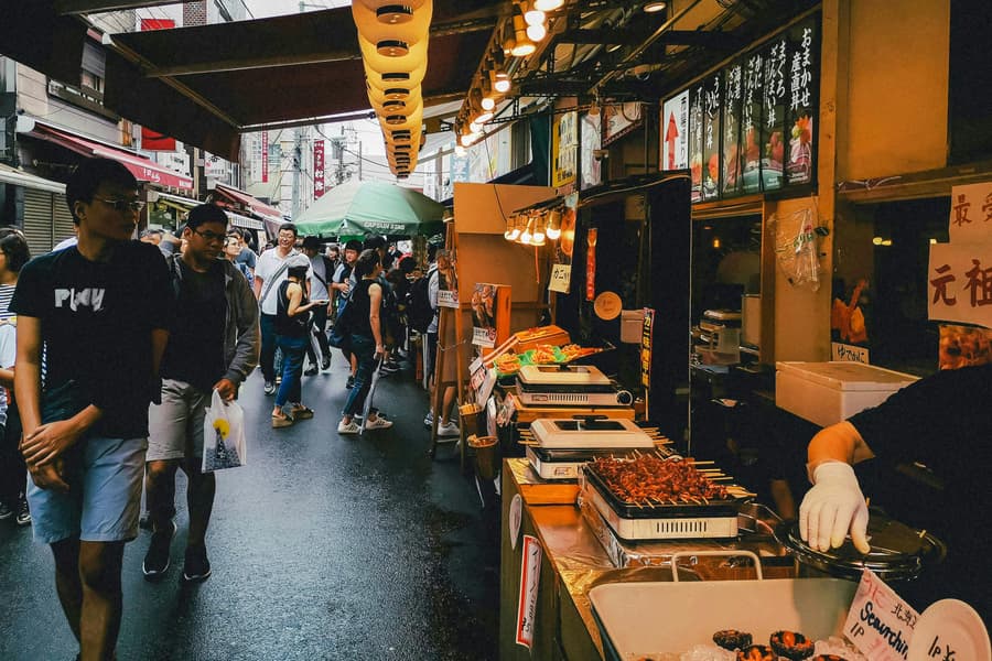 Tokyo Night Tour: Dinner cruise,Tokyo Tower,Tsukiji & Shinjuku, Tokyo